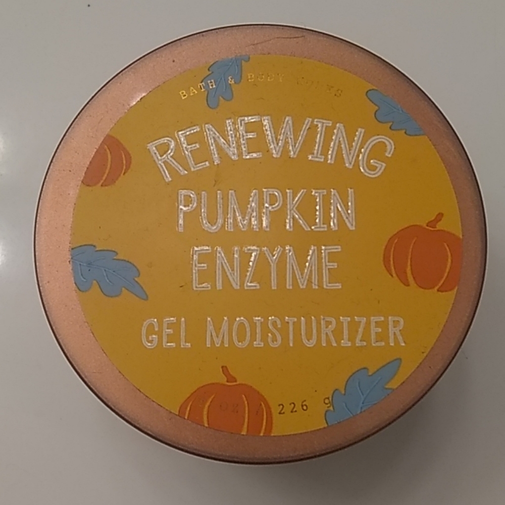 Bath & body works renewing pumpkin gel moisturizer